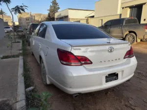 تويوتا افالون 2006 جمرك نقبل أفاري او بيع