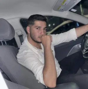 كامل ايهم كامل صالح 