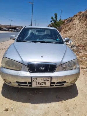 هيونداي افانتي 2002