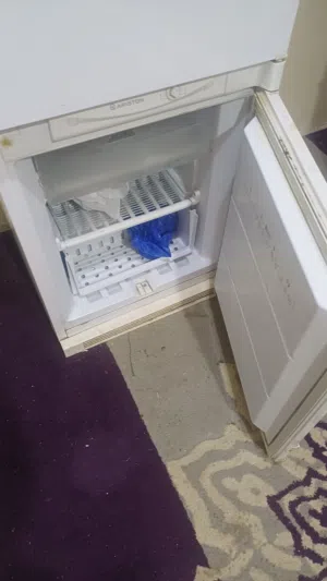 تلاجه ارستون ايطالي