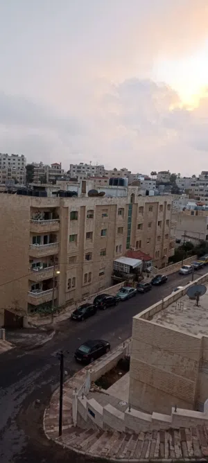 193 m2 3 Bedrooms Apartments for Sale in Amman Daheit Al Rasheed