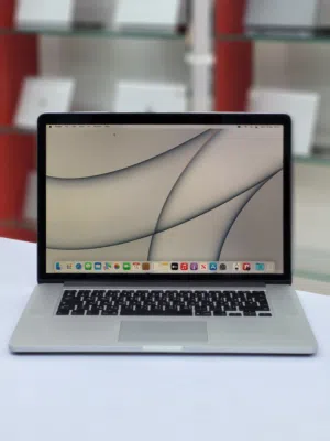 MACBOOK PRO A1398 2015 BIG SCREEN SIZE WITH 16GB RAM 250GB SSD 15.6 INCH DISPLAY SIZE FREE BAG