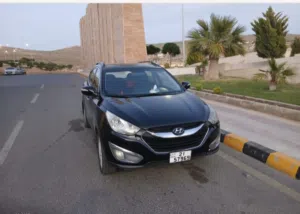 هونداي توسان 2011  لون اسود انيق