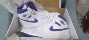 2 shoes Nike limited edition