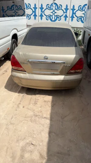 نيسان صني 2004 للبيع