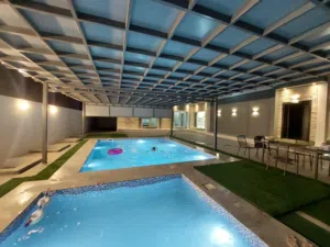 4 Bedrooms Chalet for Rent in Al Batinah Al Masnaah