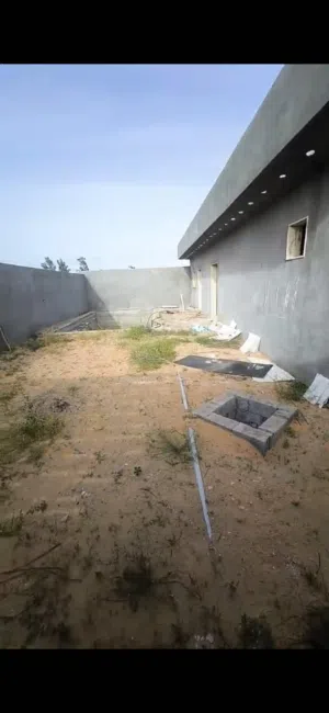 2 Bedrooms Farms for Sale in Tripoli Wadi Al-Rabi
