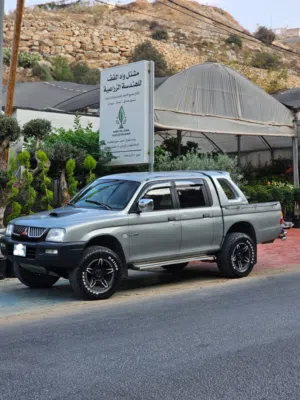 Used Mitsubishi L200 in Hebron
