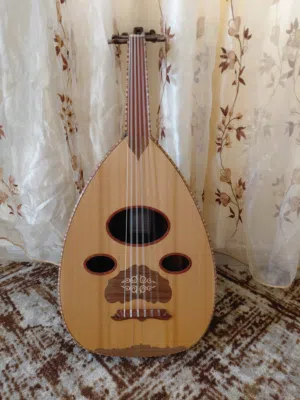 عود احترافي وصوت رائع