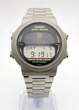 ساعة قمريه فخمه نوع نادر جدآ  Casio moon graph gmw 60 عمرها أكثر من 40 سنه منذ عام 1986 ومافي منها