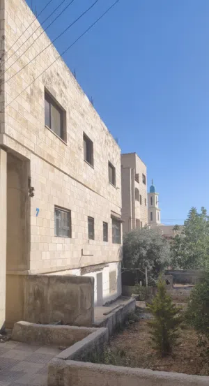 460 m2 More than 6 bedrooms Townhouse for Sale in Amman Swelieh
