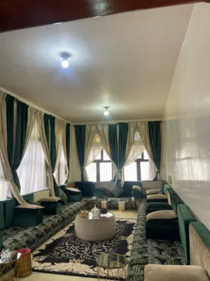 300 m2 4 Bedrooms Villa for Rent in Sana'a Bayt Baws