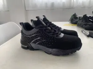 حذاء safety shoes آمن وخفيف جدا جديد