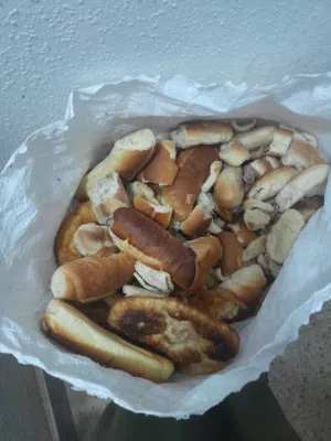 شكارة خبزة للبيع