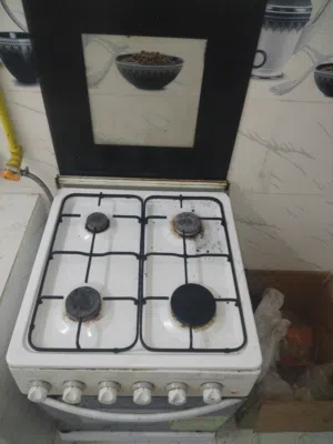 طباخة مستعملة بثمن ممتاز