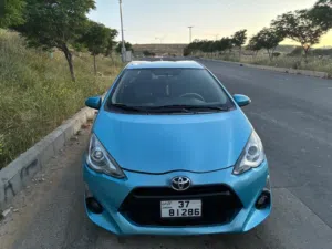 تويوتا بريوس c بطاريه مركزيه اصليه