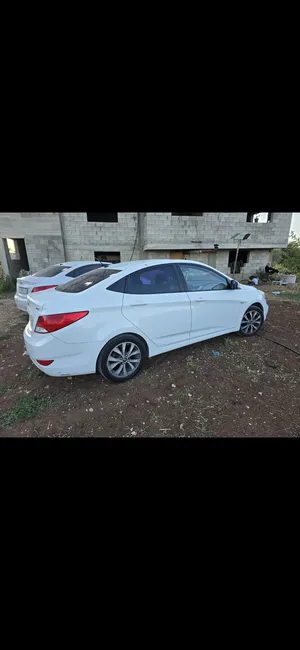 هيونداي-اكسنت-2015