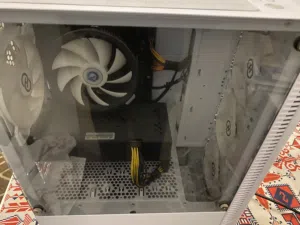 بي سي قيمنق نظيف جدا