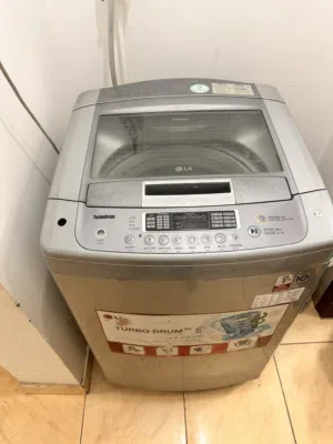 LG washing machine 13 KG good condition