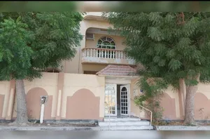 400 m2 More than 6 bedrooms Townhouse for Sale in Southern Governorate Eastern Riffa