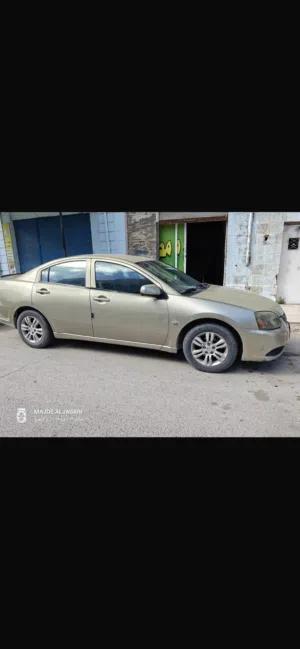 ميتسوبيشي جلنت 2009 بسعر مميز
