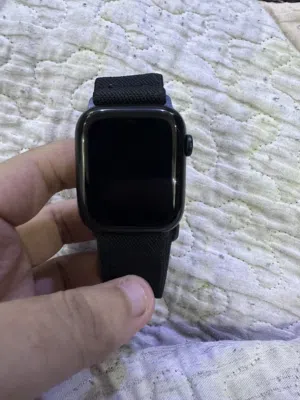 ساعة ابل الجيل الثامن حجم 45 بطاريه 93 Apple watch 8 93% 45 mm