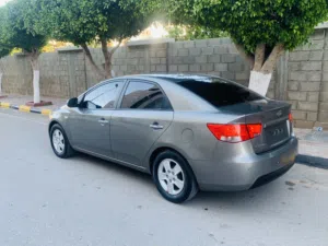 كيا فورتي جمرك محرك 16 العادي