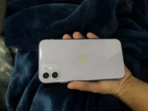 iPhone 11 85% NO REPAIR