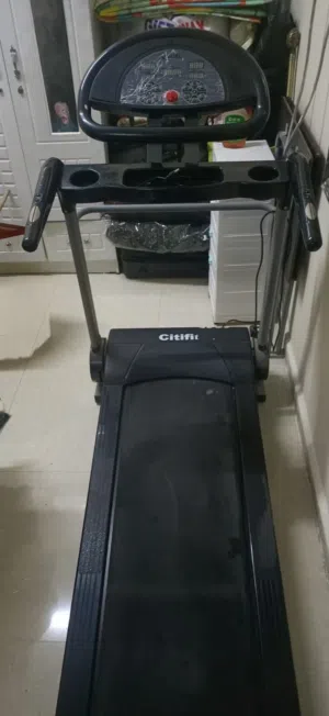مشاية كهربائيه رياضيه Electric exercise treadmill ممتازة