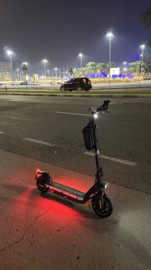 للبيع سكوتر ninebot max g30