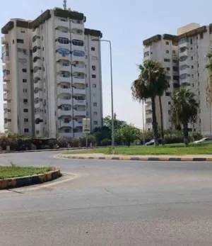 شقه. دور تاني. عمارات. الدكاتره. تحتاج. صيانه استلام. فوري. عماره. ممتازه