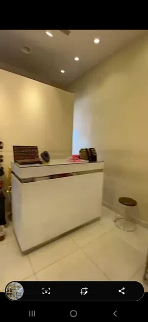 فترينات محل اكسسوارات للبيع