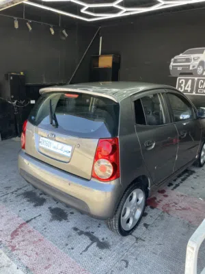 Used Kia Picanto in Tripoli