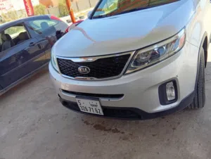 Used Kia Sorento in Tripoli