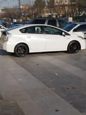 Used Toyota Prius in Amman