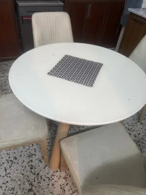 طاوله أكل 4كراسي