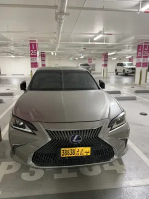 Used Lexus ES in Muscat