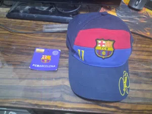 قبعة نيمار البرشلونيه الاصليه