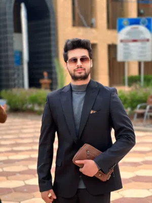 عبد العزيز باسم 