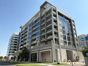 5+ floors . 16500 m2 . Landlord0