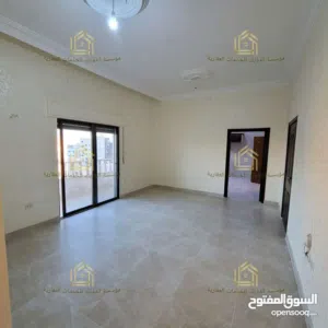 شقة فارغة - خلدا - 4نوم 1ماستر - 214م - مطلة - قرب الخدمات العامة