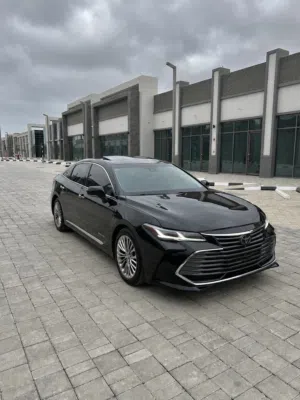 Used Toyota Avalon in Dhofar