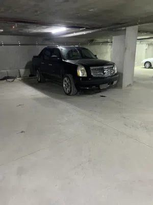 Used Cadillac Escalade in Amman