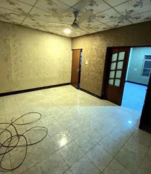 200 m2 More than 6 bedrooms Townhouse for Rent in Basra Kut Al Hijaj
