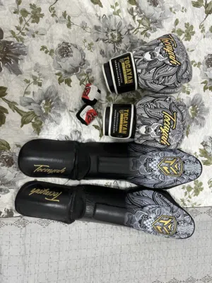 كيك بوكسنج و مواي تاي ( قابل للتفاوض) - kickboxing and muay thai( The price is negotiable)