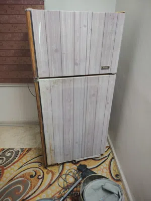 للبيع ثلاجة فريجيدير أمريكي حجم كبير شغالة 100 %