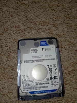 HDD 1TB يركب على البي سي ولاب توب وبلاي ستيشن 4