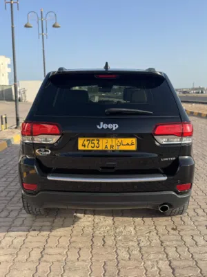 Used Jeep Grand Cherokee in Dhofar
