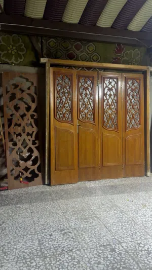 باب قطع داخلي وباب حديد