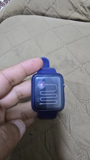 للبيع ساعة ابل الجيل الثالث مقفول ايكلود